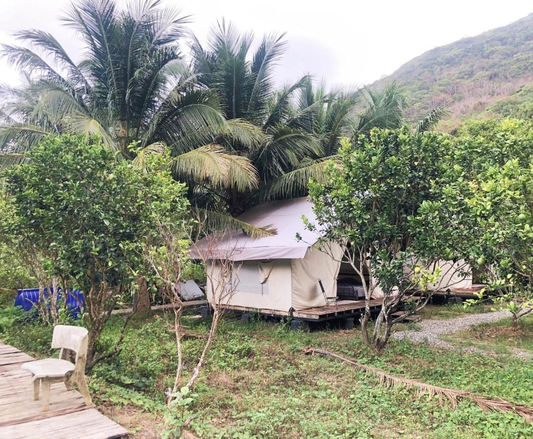 Condao Backpacker - Loco Camping Luxury tent Chi Khu Co Ong