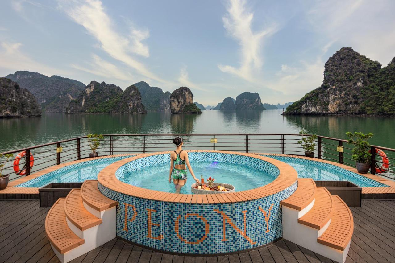 Peony Cruises Ha Long