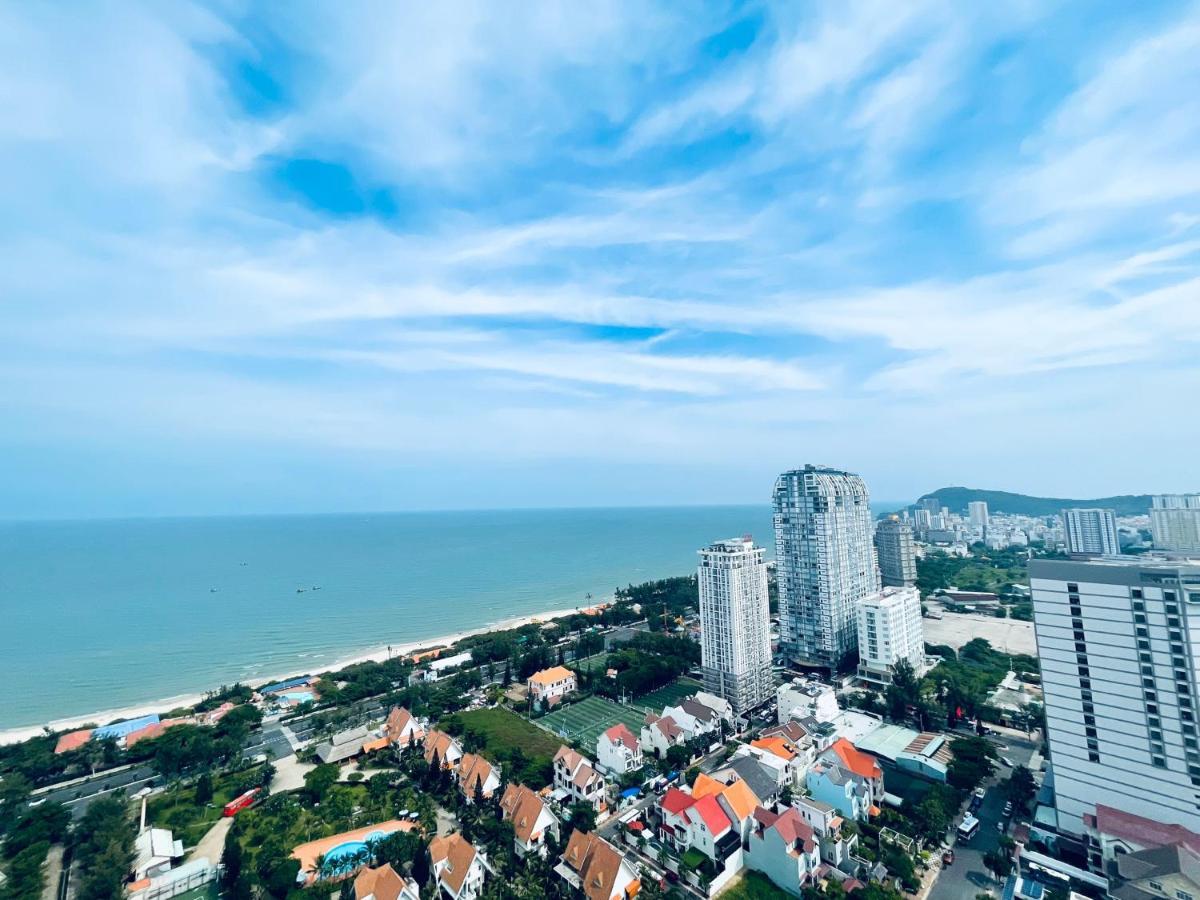 Apartment The Song Condotel: Beachfront 5-star With Infinity Pool Vung Tau