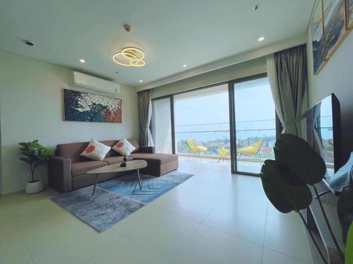 Apartment The Song Condotel: Beachfront 5-star With Infinity Pool *