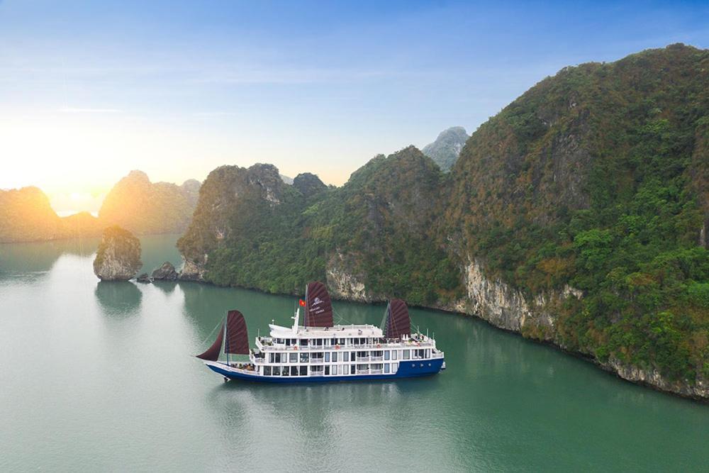 Lapinta Boutique Cruises 4* Ha Long