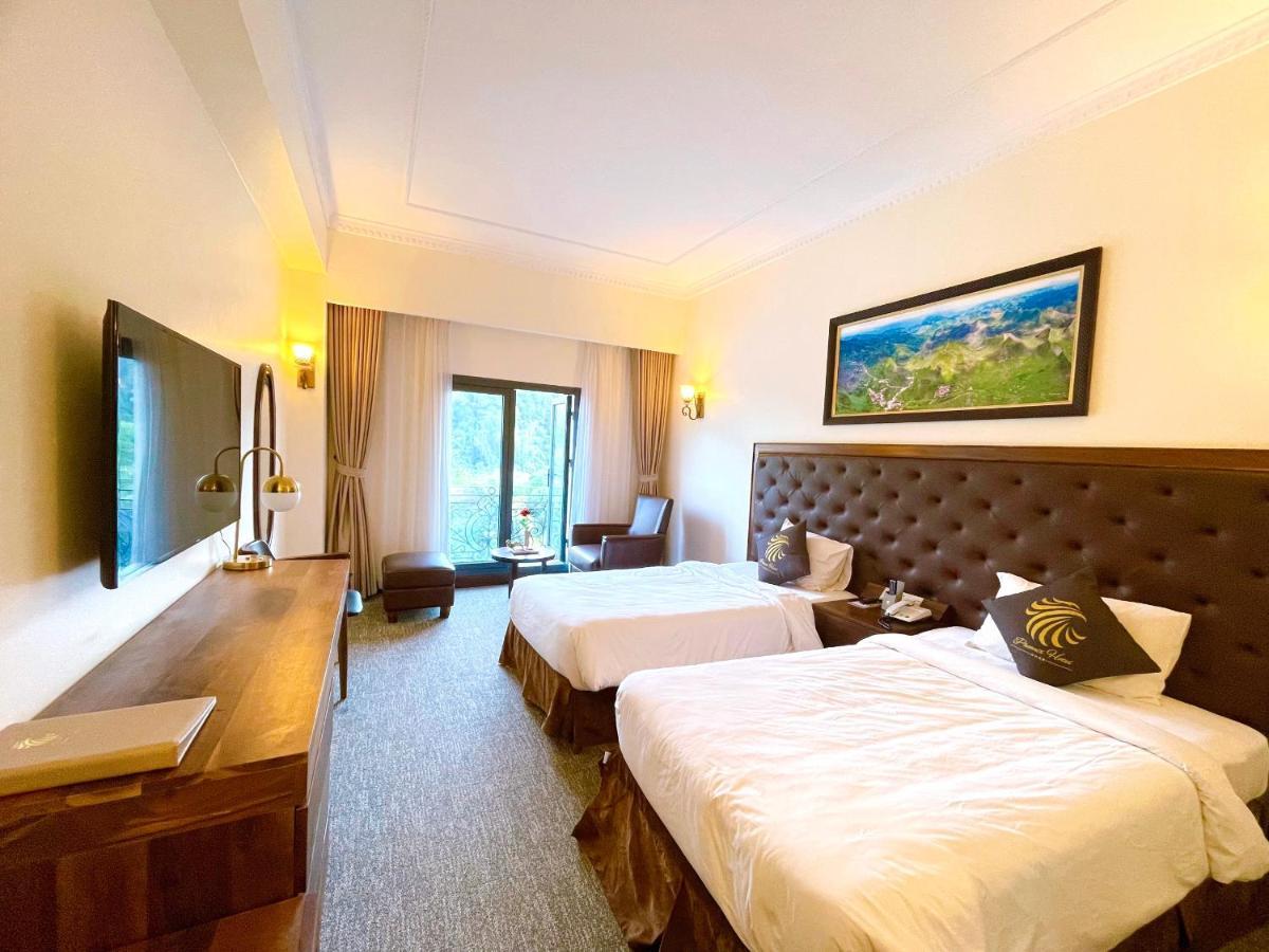 Phoenix Hotel