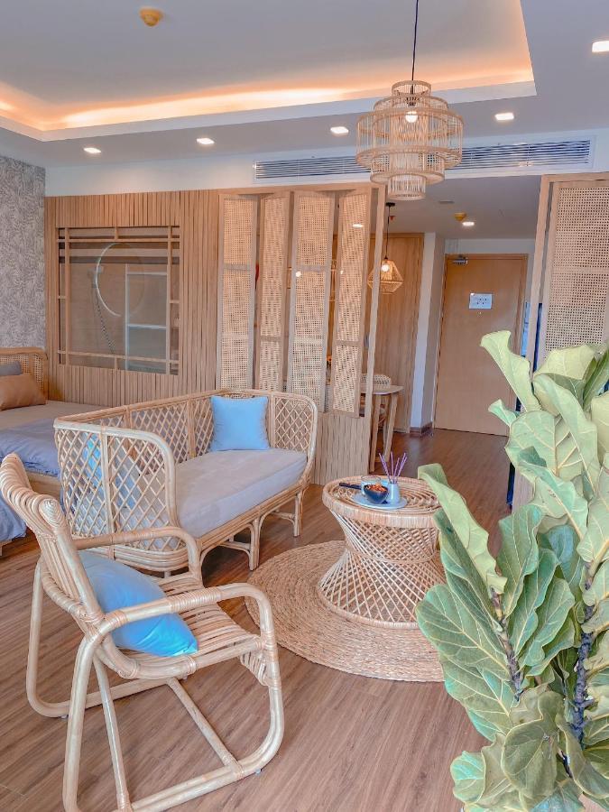 Ho Flc Sea Tower Alvar Tran Apartment