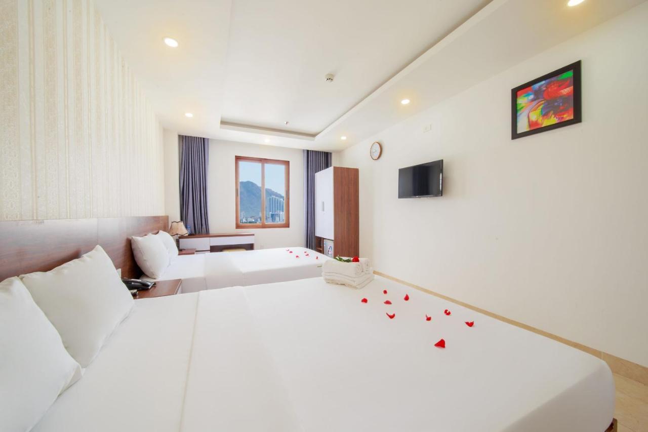 Hotel Ha Nhung 3*