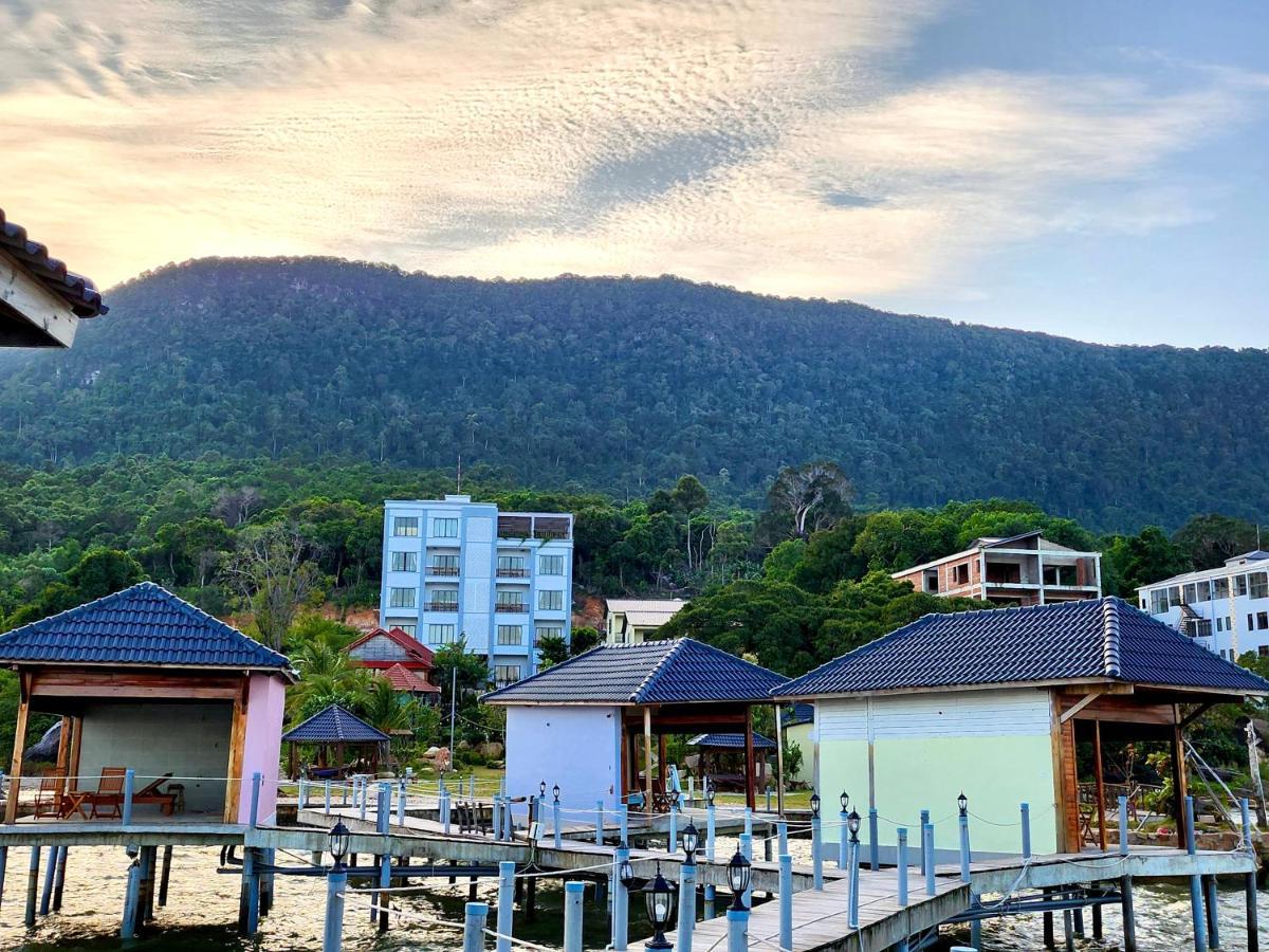 Voyage Beach * Phu Quoc