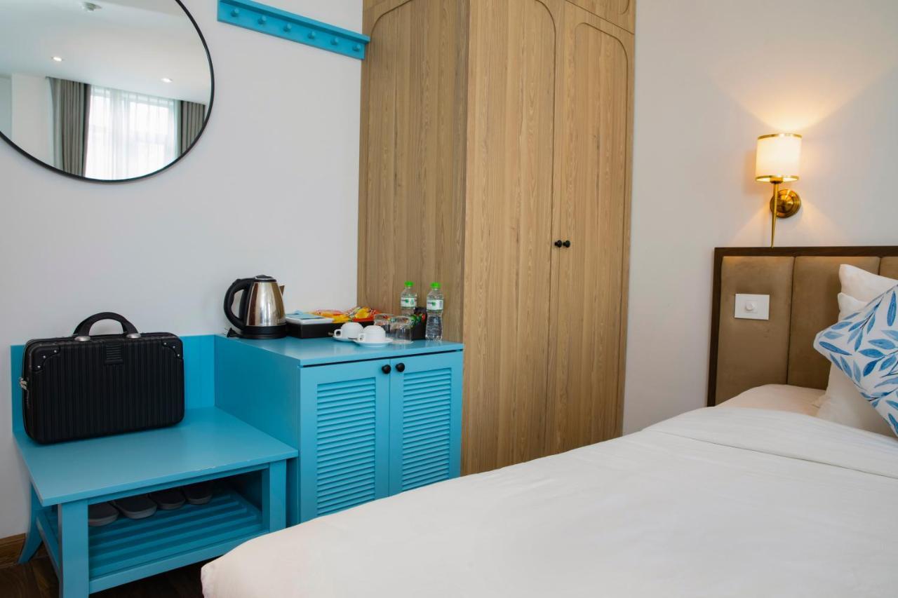 Western Hotel 4*