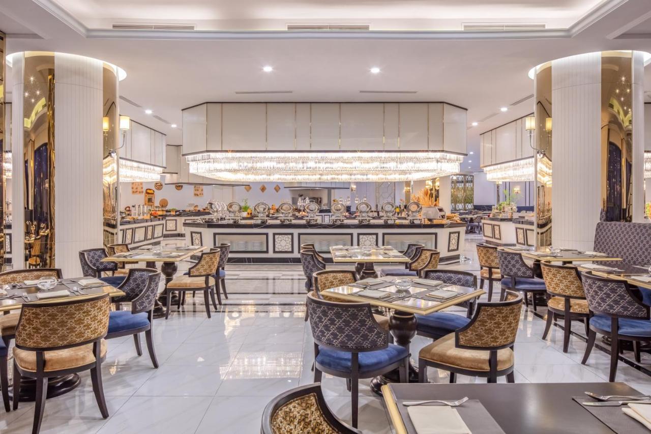Hotel Melia Vinpearl Empire Nha Trang