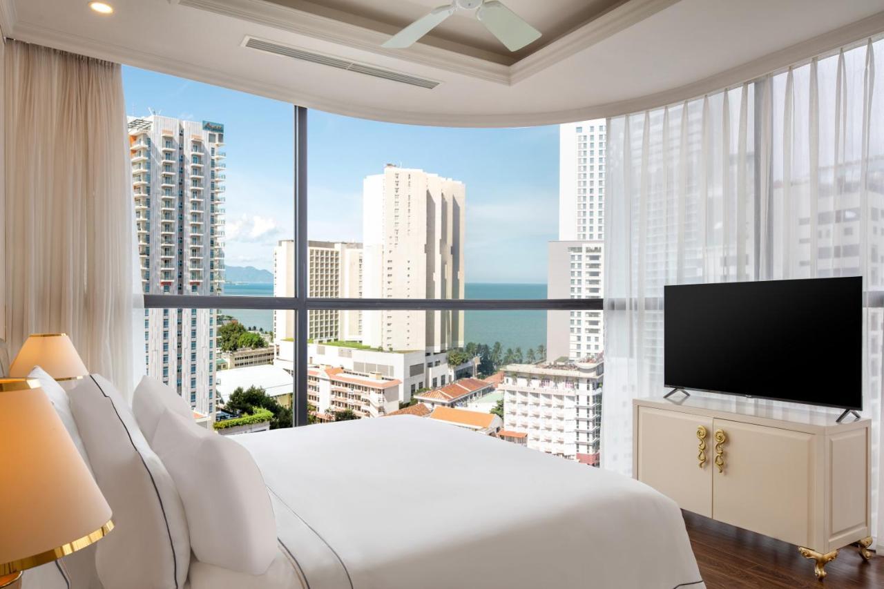 Melia Vinpearl Empire Hotel 5*