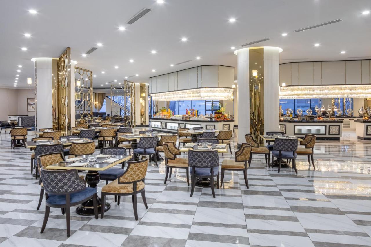 Hotel Melia Vinpearl Empire 5*