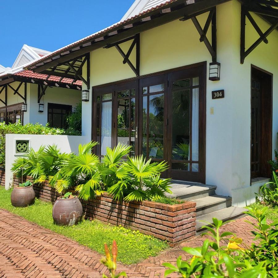 Riverside Bamboo Khách sạn 4*