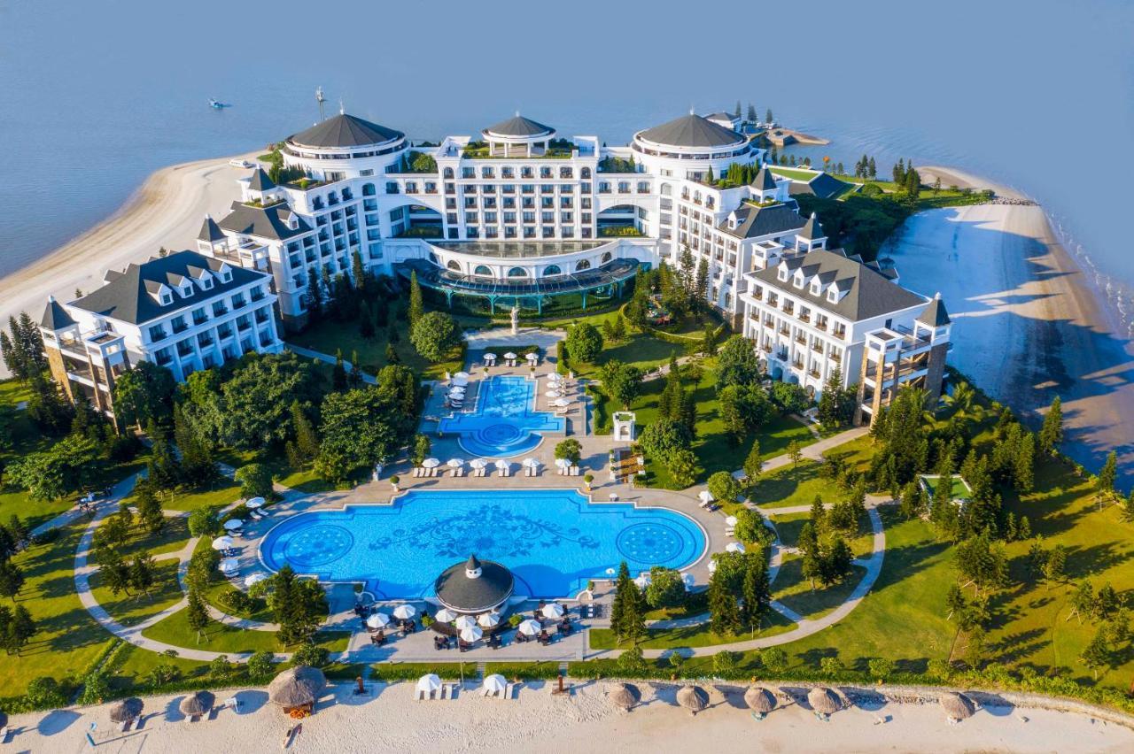 Vinpearl & 5* Ha Long