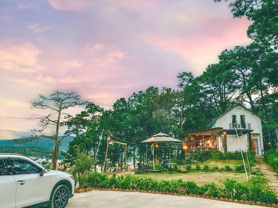 Villa Kenny House