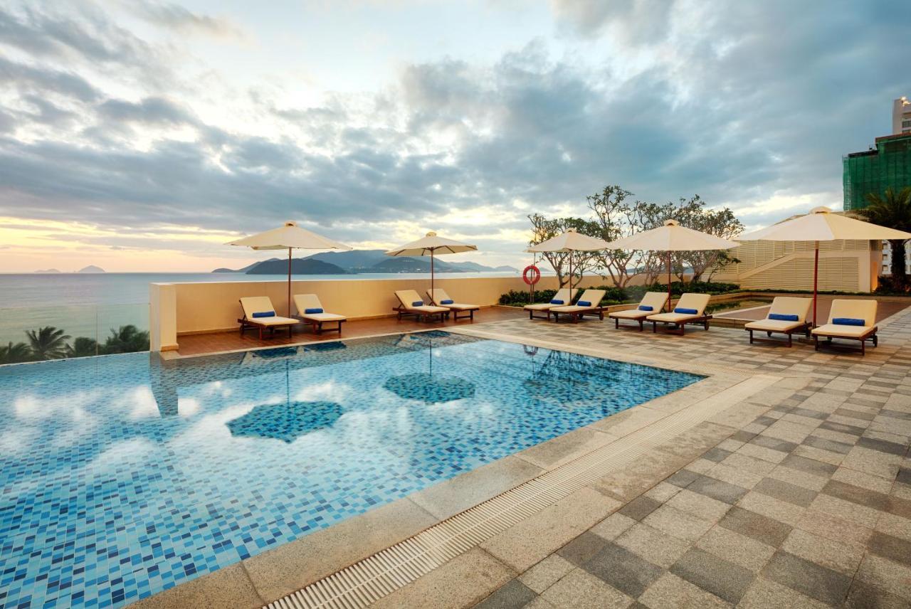 Vinpearl Condotel Beachfront 5* Nha Trang