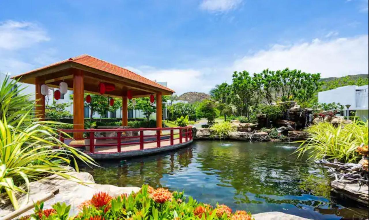 Lodge Oceanami Resort: Beachfront With Pool And Bbq In Long Long Hai