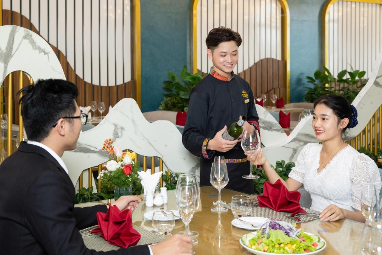 Glenda Tower Khách sạn 4*
