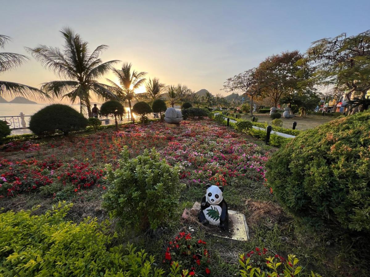 Huong Cang Sea View *