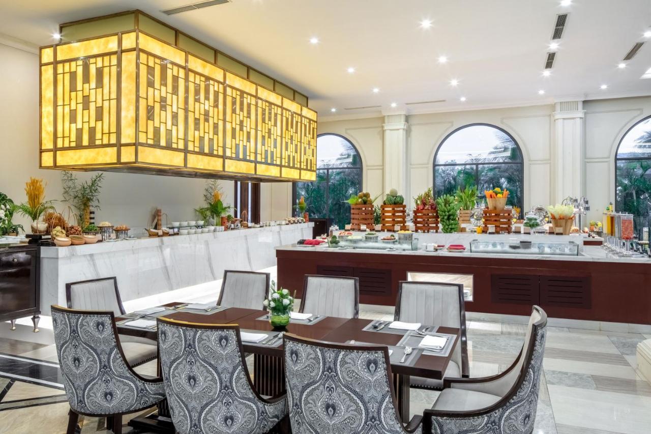 Dưỡng Bãi Biển Melia Vinpearl Cửa Sót Hà Tĩnh