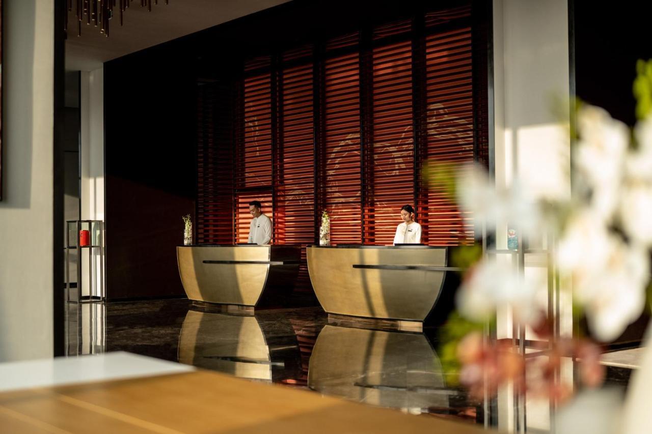 Crowne Plaza Centre By Ihg 5*