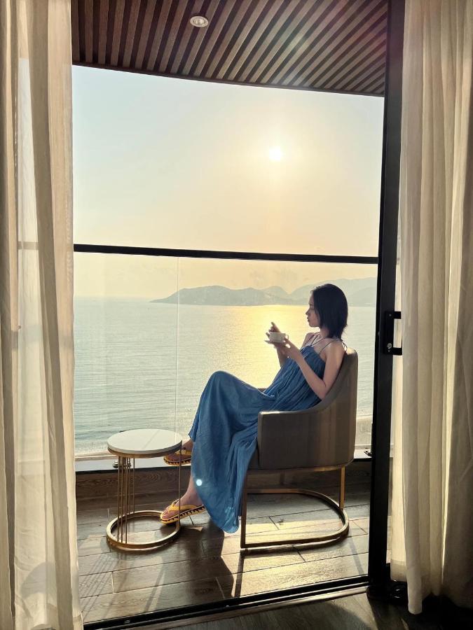 La Vague Hotel 4*