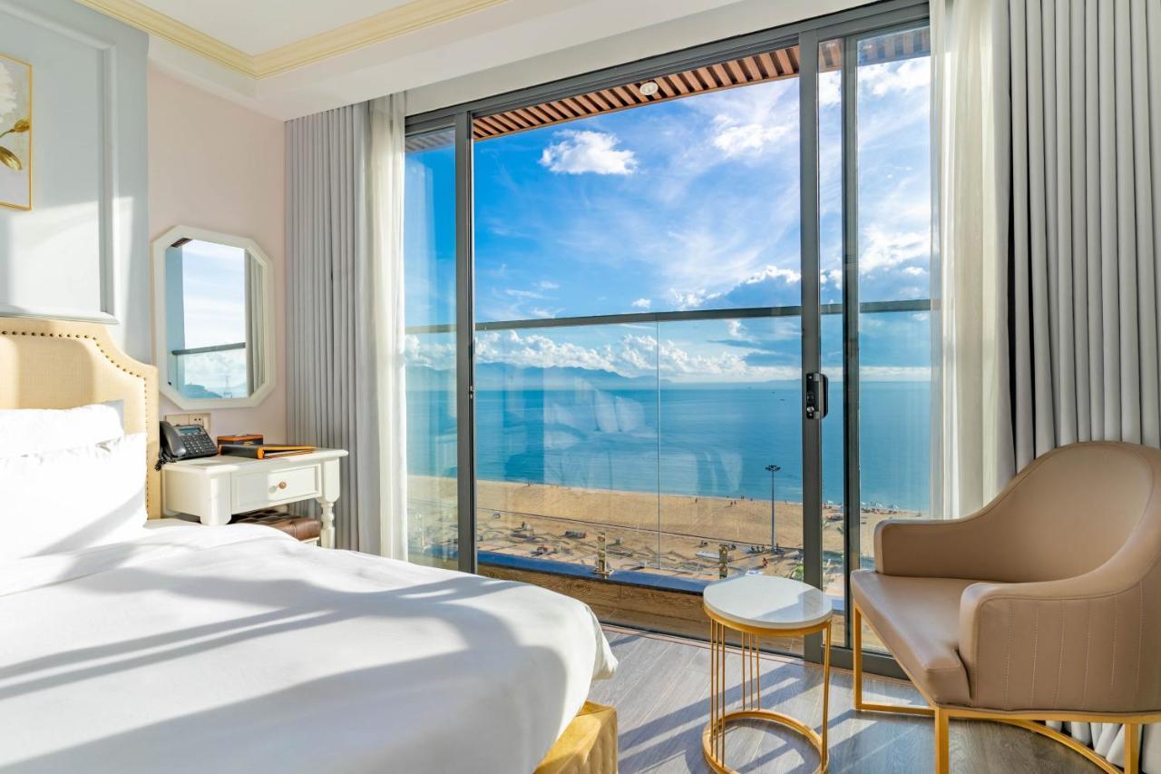 La Vague 4*