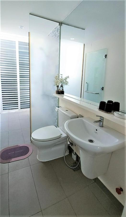 Oceanami Resort: Beachfront With Pool And Bbq In Long *