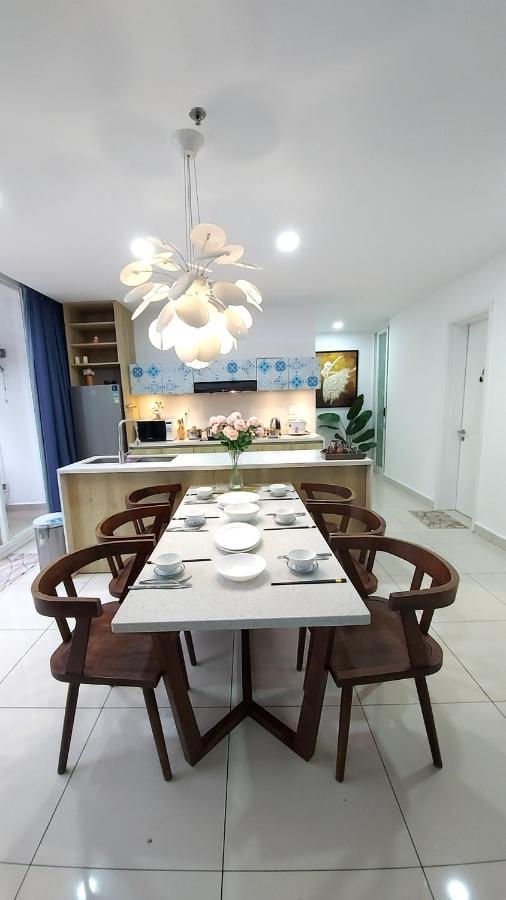 Oceanami Resort: Beachfront With Pool And Bbq In Long Long Hai