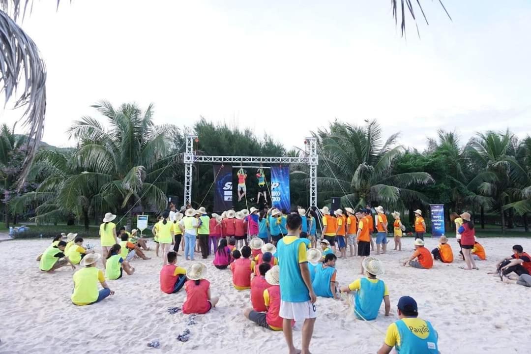 Oceanami Resort: Beachfront With Pool And Bbq In Long Lodge