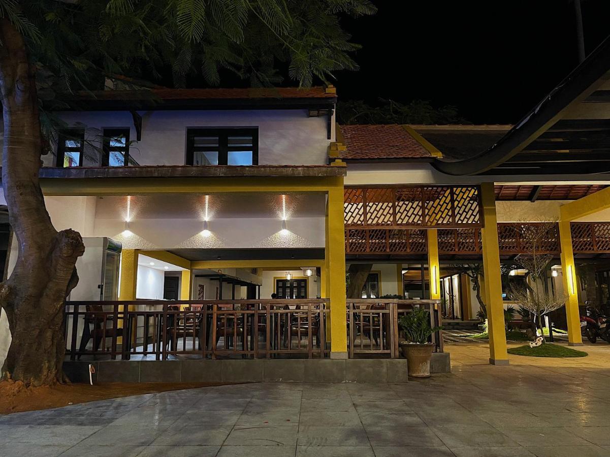 Hotel Riva 2*