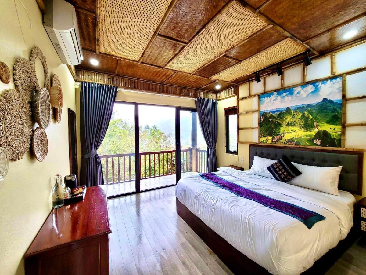 Dong Cliffside House * Dong Van (Ha Giang)
