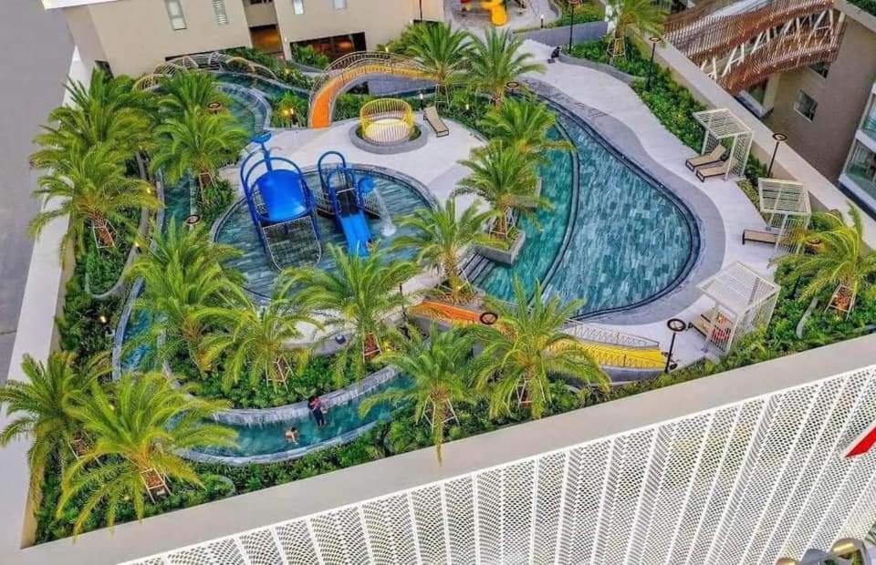 New Hotel