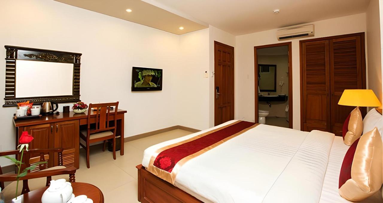 Reddoorz Premium White Lion Hotel 3*