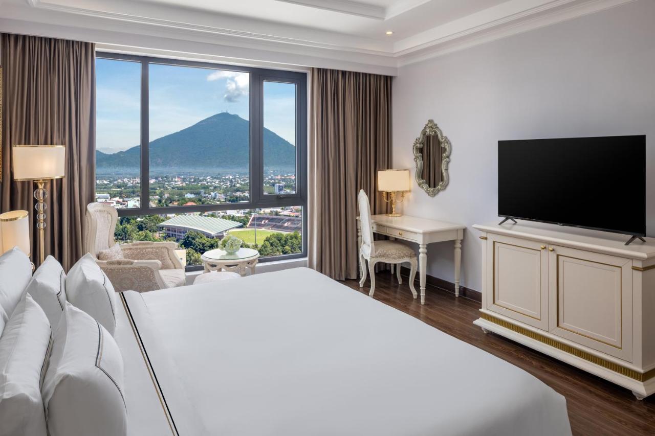 Melia Vinpearl 5* Tay Ninh