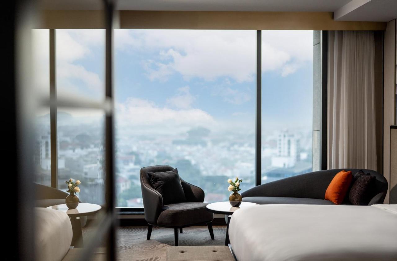 Crowne Plaza Centre By Ihg Vinh Yen