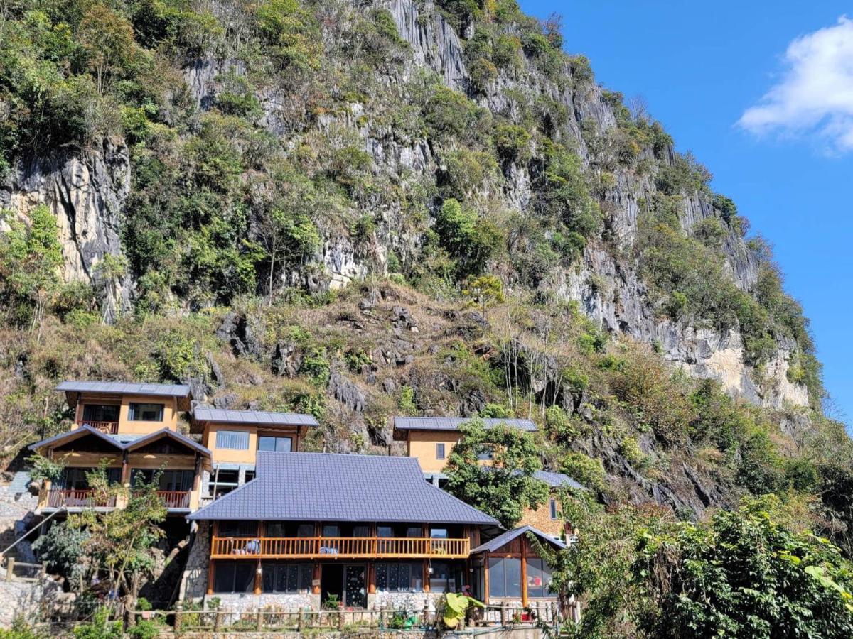 Dong Cliffside House Lodge Dong Van (Ha Giang)