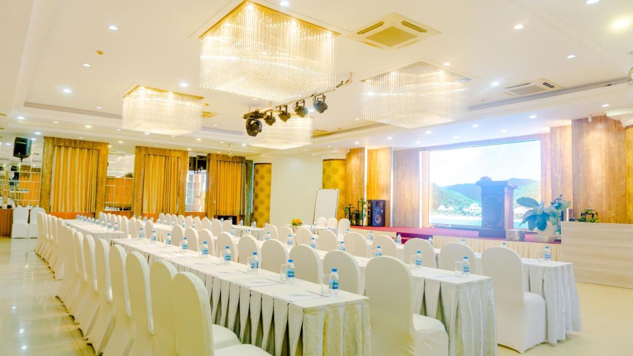 Hotel The Light 4*