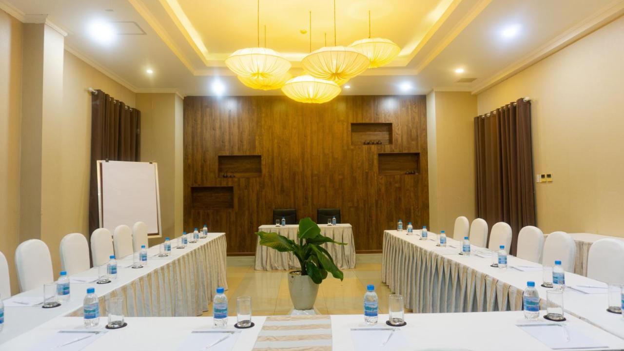 Hotel The Light 4*