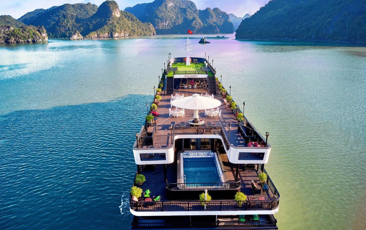 Rita Cruise 5*