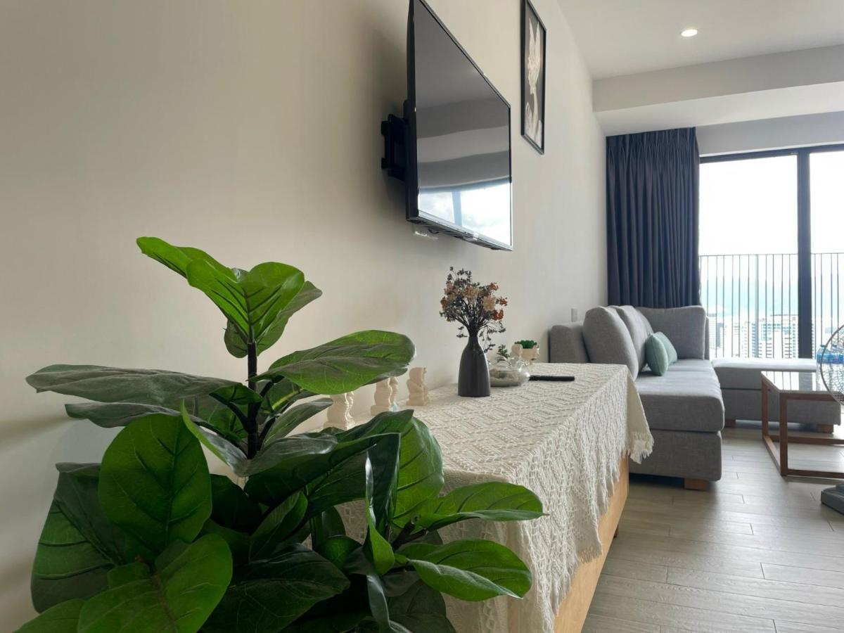 Gold Coast Luxury Apartment *