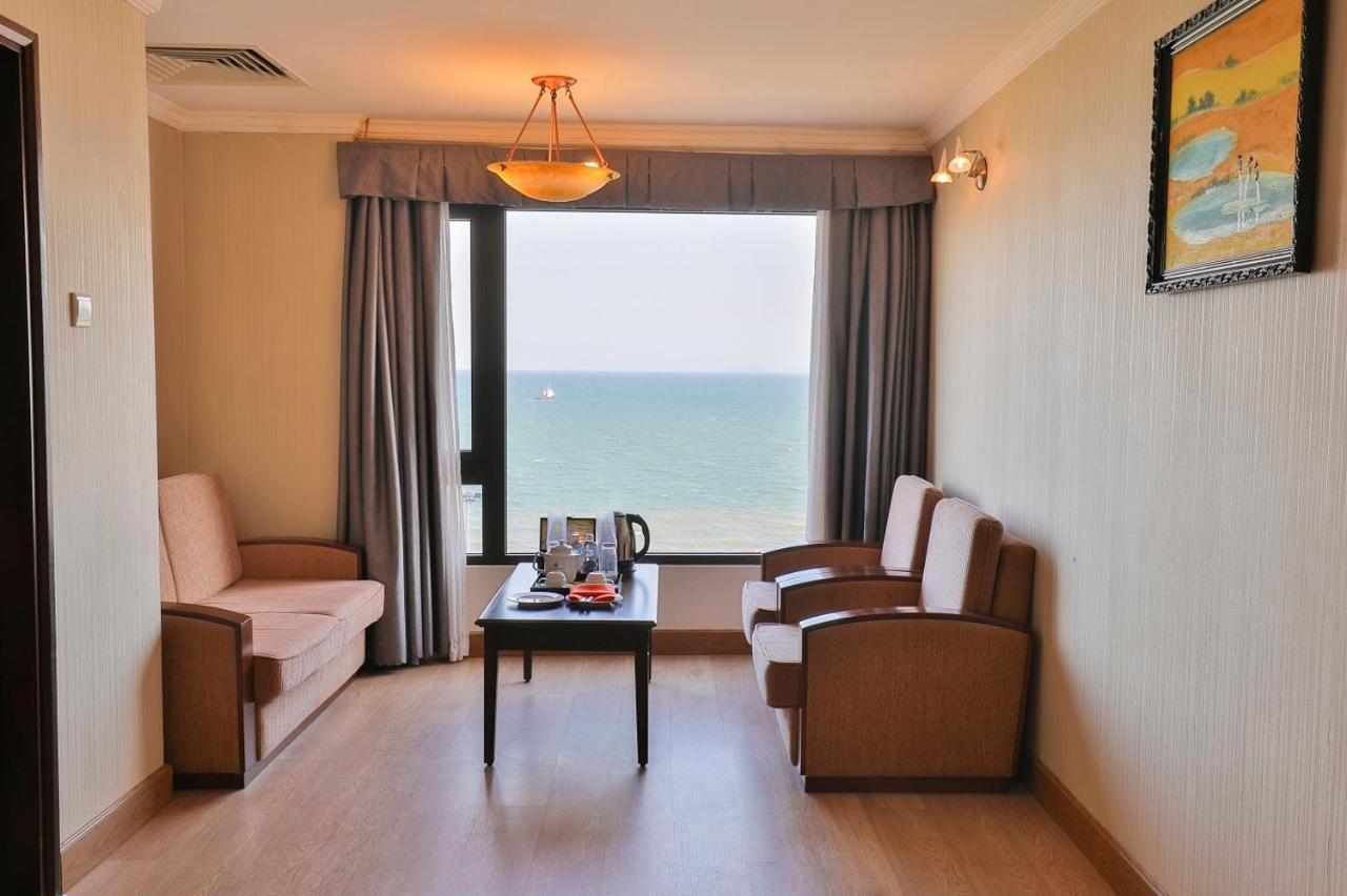 Saigon Hotel 4*