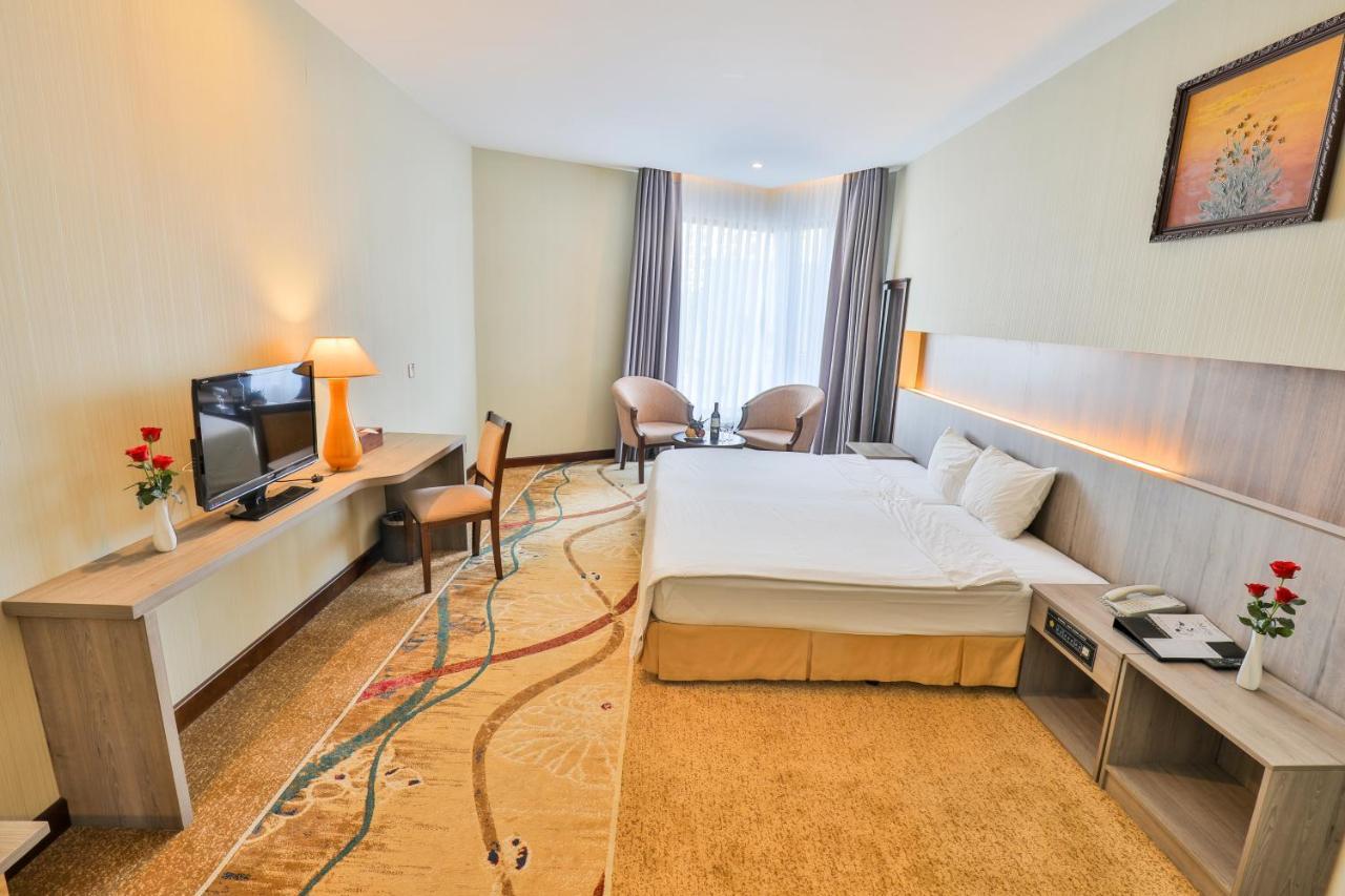 Saigon Hotel 4*