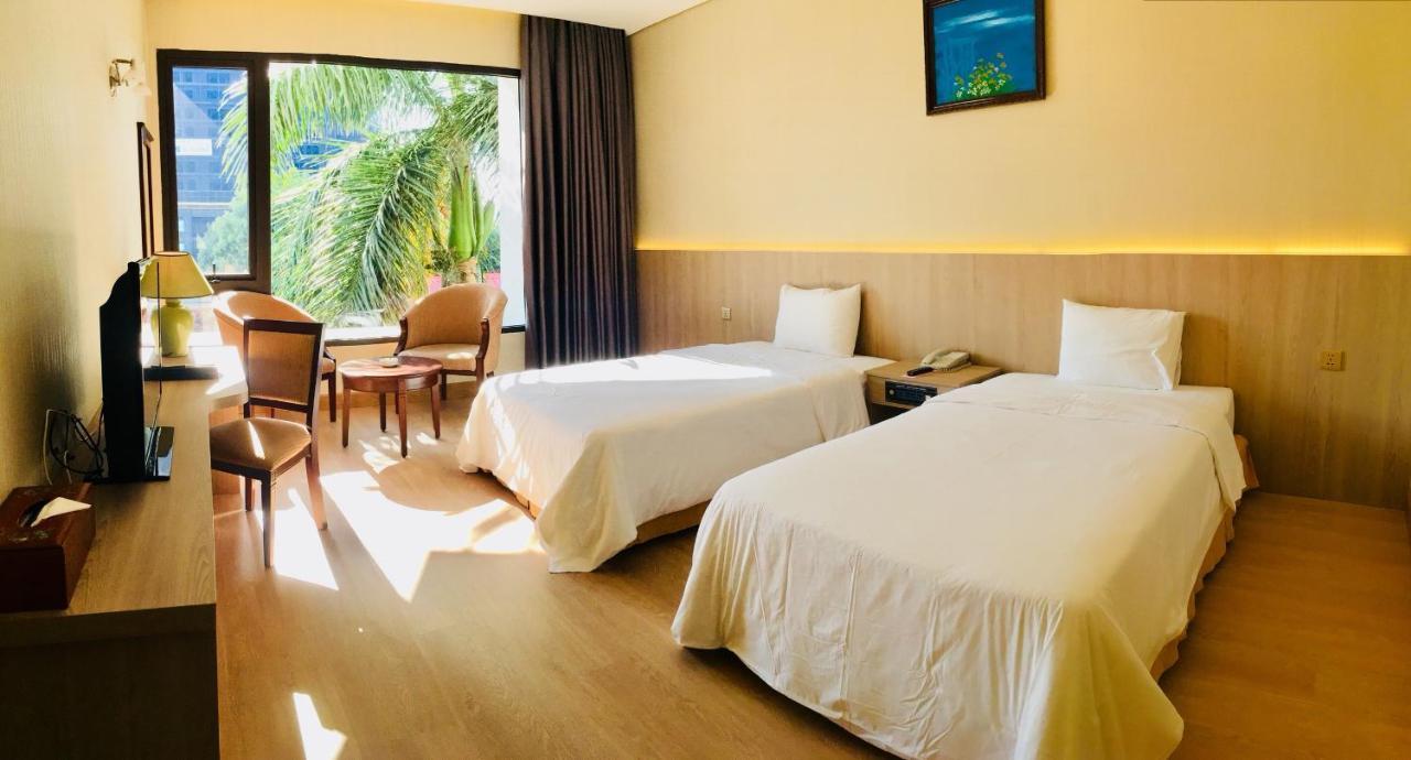 Saigon 4*