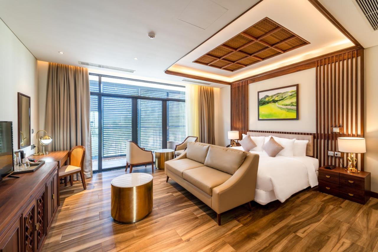 Western Premier Sonasea Resort