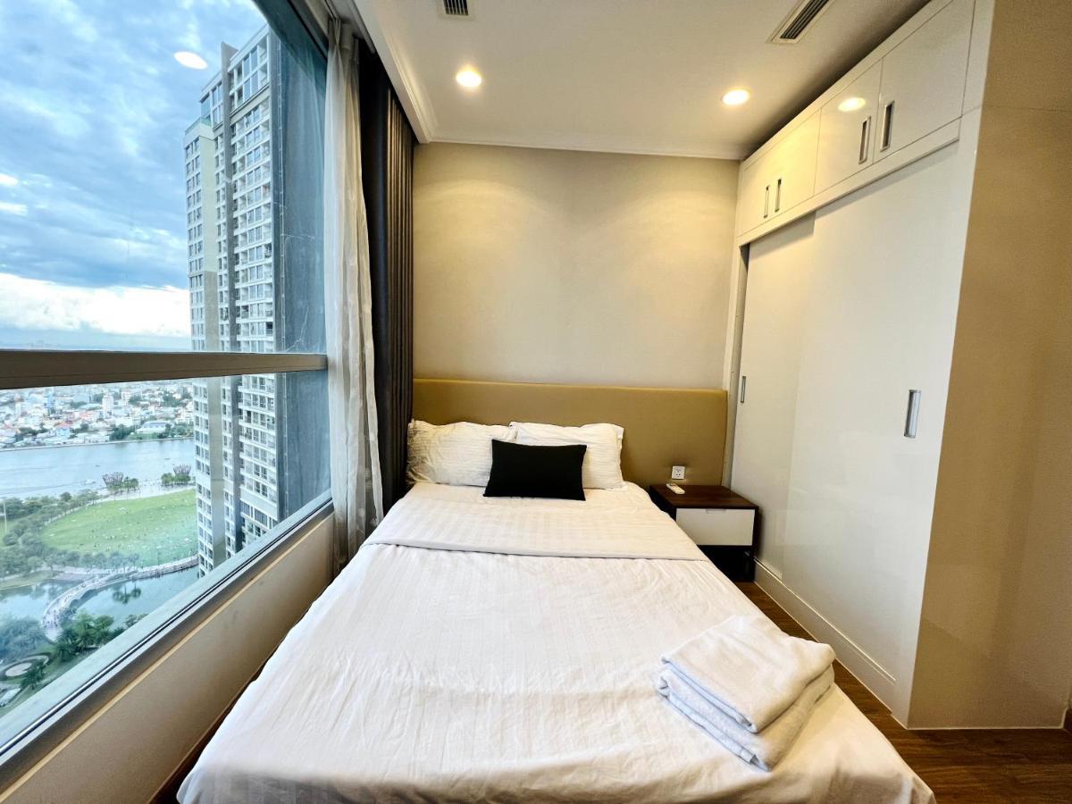 Landmark Vinhomes Service Apartment *