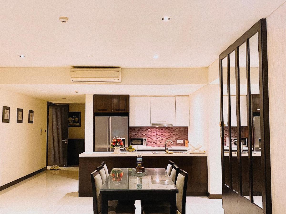 The Costa And Luxury 2 Bedrooms Apartment *