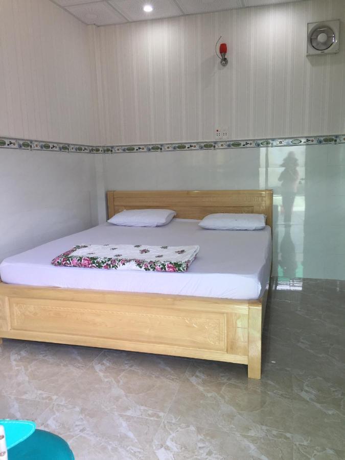 Nha Nghi Tien Phuc 1 *