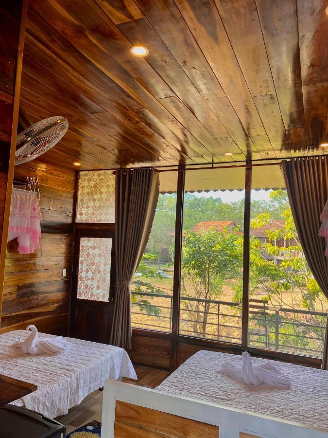 Rice Straw Lodge- *