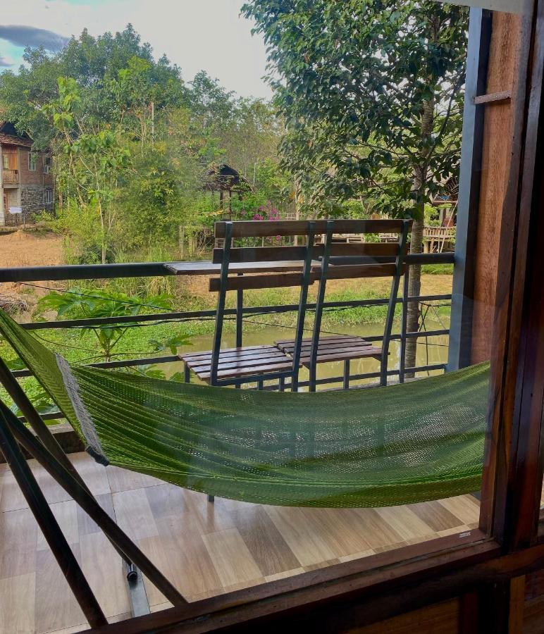 Rice Straw Lodge- Resort *