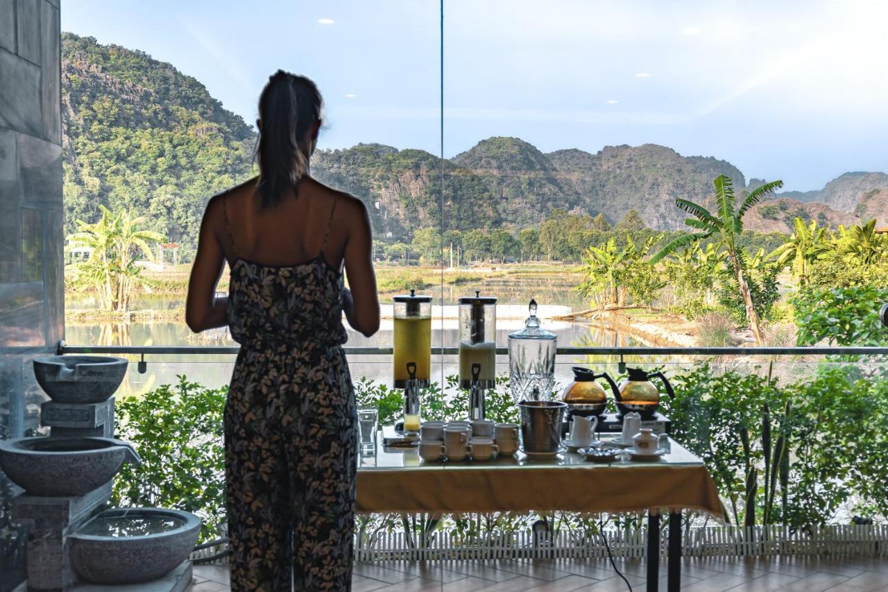 Liberty Hall Tam Coc & Hotel 3*