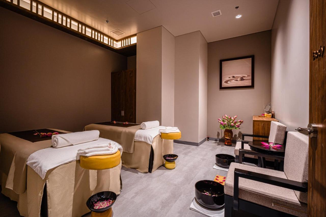 Hotel Nikko Phong