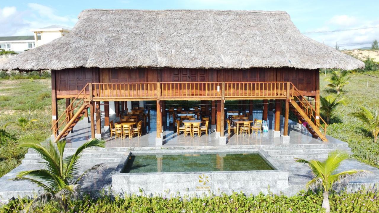 Hoa Loi Resort, Song Cau-phu Yen